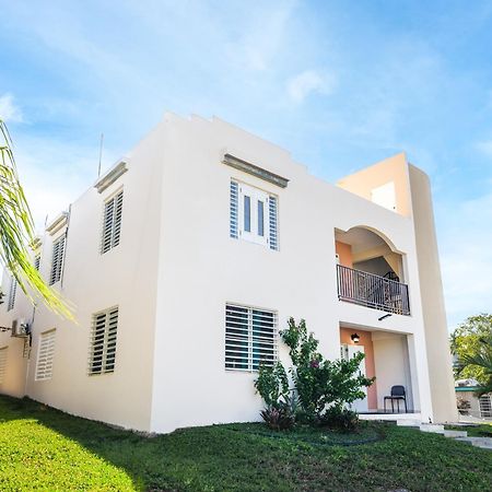 Colinas Del Atlantico Vacational House 1St Floor Lägenhet Isabela Exteriör bild