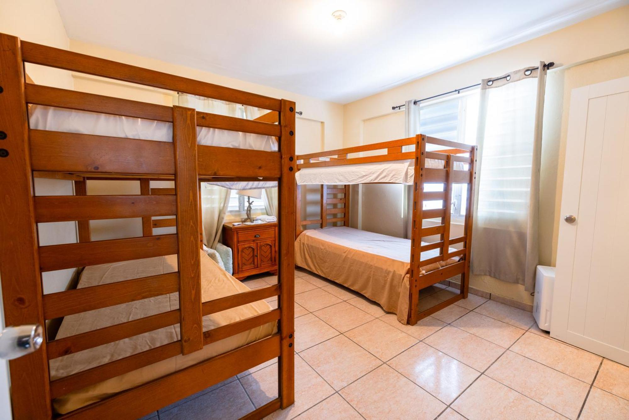 Colinas Del Atlantico Vacational House 1St Floor Lägenhet Isabela Exteriör bild