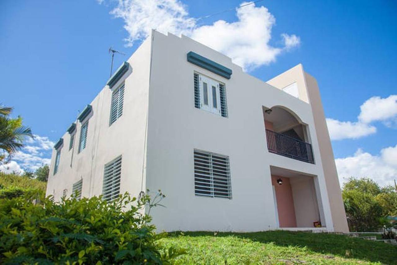Colinas Del Atlantico Vacational House 1St Floor Lägenhet Isabela Exteriör bild